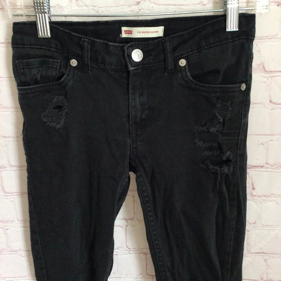 Levi’s 710 Super Skinny Black Distressed Denim Jeans - Size 12 - Picture 2 of 11